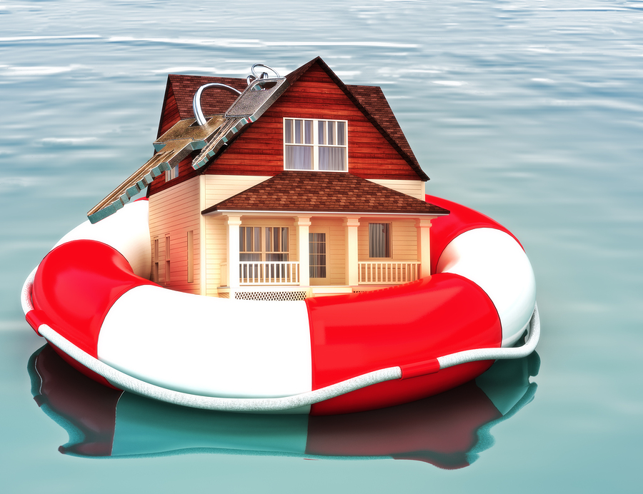 Imagery of the benefits of having home insurance