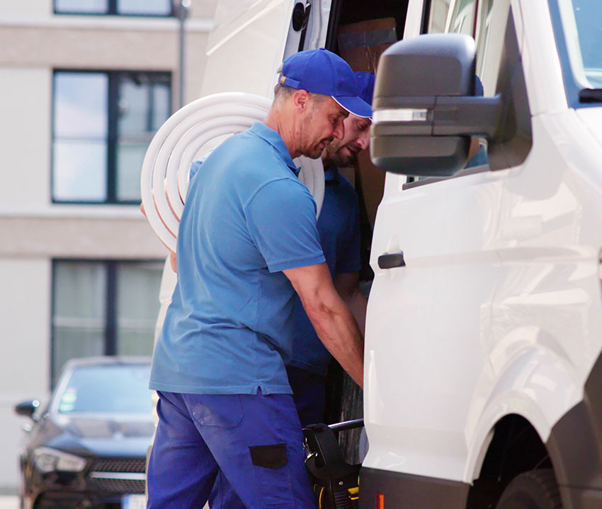 HVAC Technician Working Across Texas With Mobile Insurance Coverage