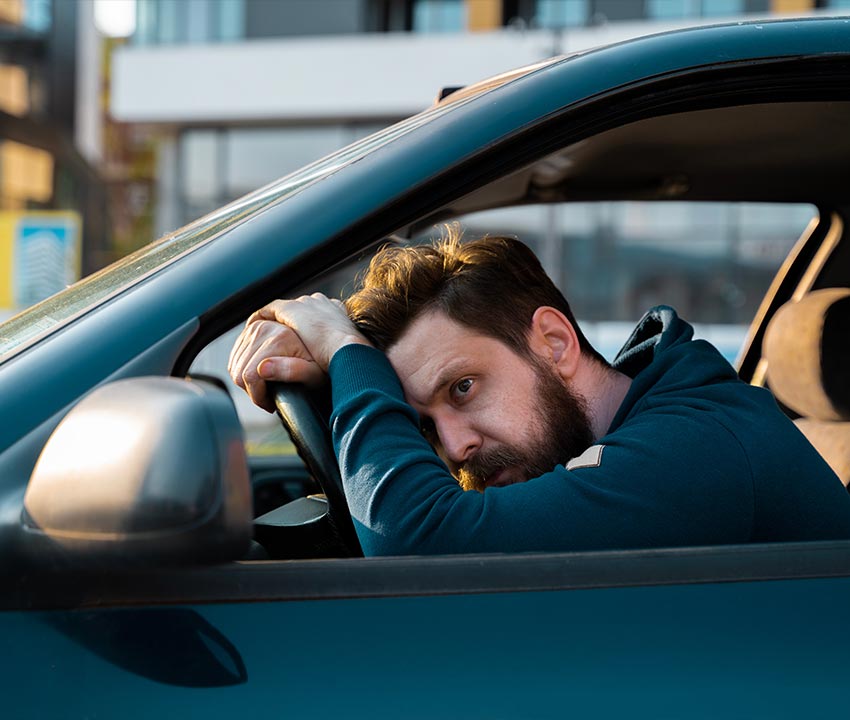 Desperate man on the car