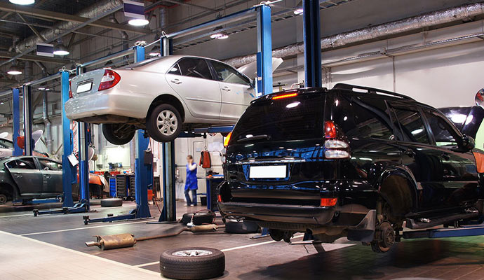 Vehicle lifts an auto repair shop